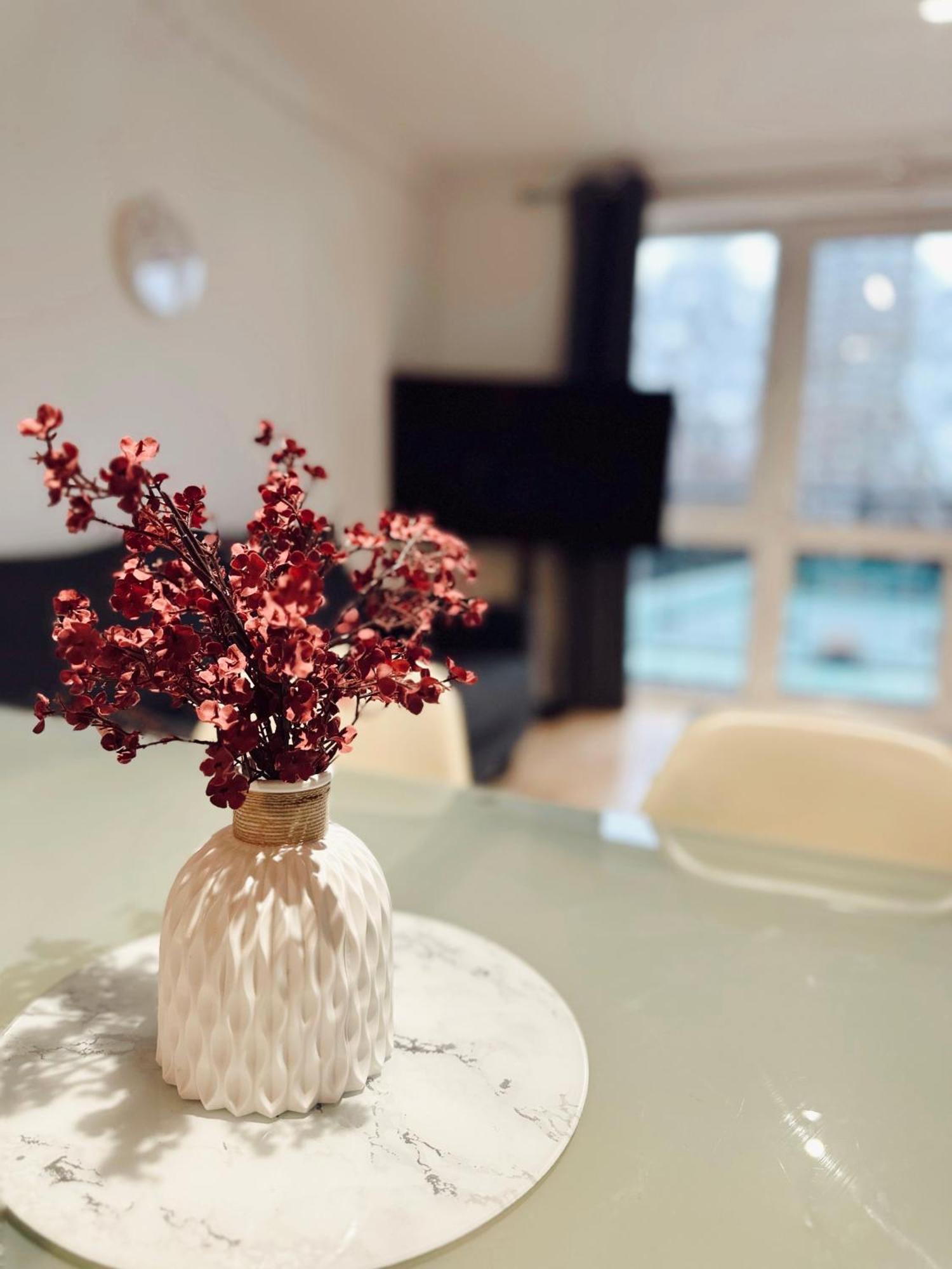 En-Suite Room 5Mins From Tower Bridge لندن المظهر الخارجي الصورة